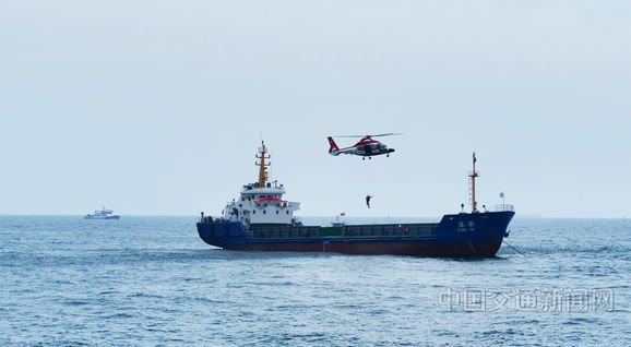 河北海域“碧海亮劍”海上溢油和搜救應急綜合演習在秦皇島舉辦