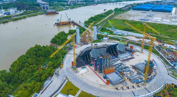 獅子洋通道主橋西錨碇錨固系統安裝完成