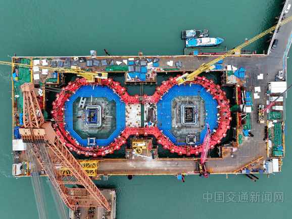 廈金大橋（廈門段）劉五店航道橋西主塔正式進入塔柱施工階段