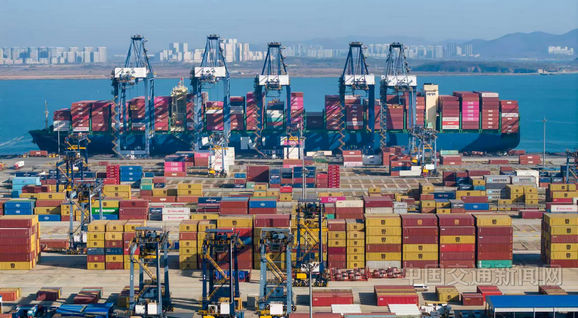 大連港開通“美西中東航線”遠洋幹線