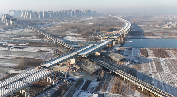 京雄高速公路二期完成主體建設